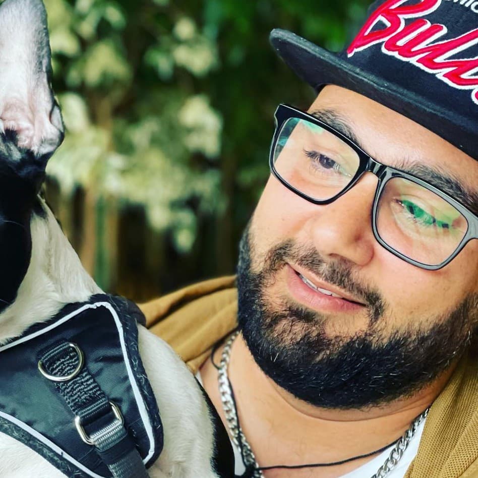 Artur Vardanyan, CARB-certified tester in Glendale, CA
